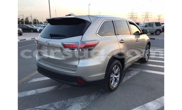 Buy Import Toyota Highlander Other Car in Import - Dubai in Barh el Gazel Buy Import Toyota Highlander Other Car in Import - Dubai in Barh el Gazel