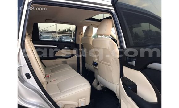 Buy Import Toyota Highlander Other Car in Import - Dubai in Barh el Gazel Buy Import Toyota Highlander Other Car in Import - Dubai in Barh el Gazel