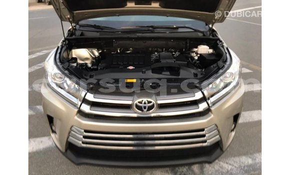 Buy Import Toyota Highlander Other Car in Import - Dubai in Barh el Gazel Buy Import Toyota Highlander Other Car in Import - Dubai in Barh el Gazel