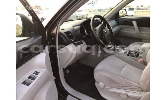 Acheter Import Voiture Toyota Highlander Noir à Import - Dubai, Barh el Gazel Acheter Import Voiture Toyota Highlander Noir à Import - Dubai, Barh el Gazel