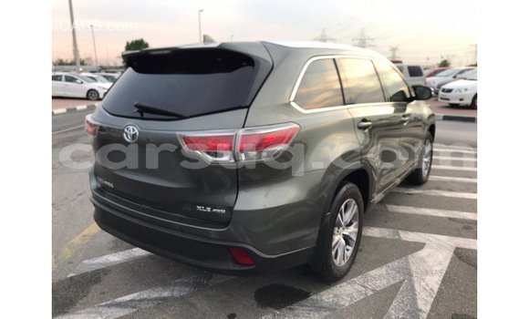 Acheter Import Voiture Toyota Highlander Autre à Import - Dubai, Barh el Gazel Acheter Import Voiture Toyota Highlander Autre à Import - Dubai, Barh el Gazel