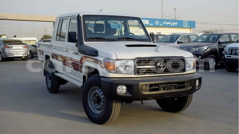 Big with watermark toyota land cruiser barh el gazel import dubai 1541