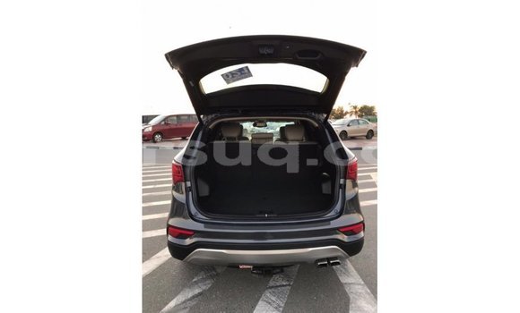 Buy Import Hyundai Santa Fe Black Car in Import - Dubai in Barh el Gazel Buy Import Hyundai Santa Fe Black Car in Import - Dubai in Barh el Gazel