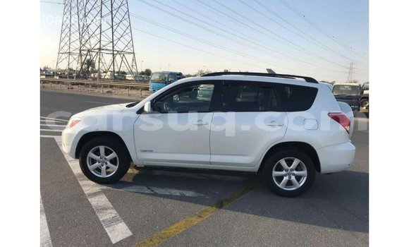 Acheter Import Voiture Toyota 4Runner Blanc à Import - Dubai, Barh el Gazel Acheter Import Voiture Toyota 4Runner Blanc à Import - Dubai, Barh el Gazel