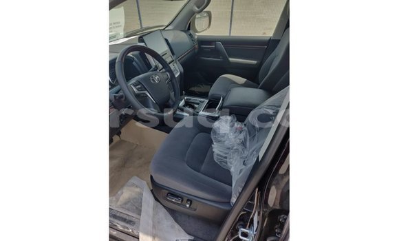 Buy Import Toyota Land Cruiser Other Car in Import - Dubai in Barh el Gazel Buy Import Toyota Land Cruiser Other Car in Import - Dubai in Barh el Gazel