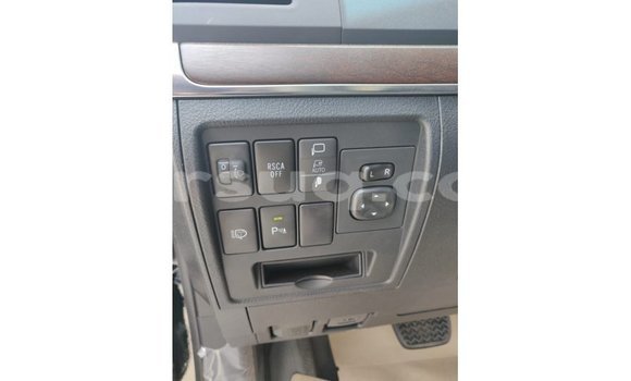 Buy Import Toyota Land Cruiser Other Car in Import - Dubai in Barh el Gazel Buy Import Toyota Land Cruiser Other Car in Import - Dubai in Barh el Gazel