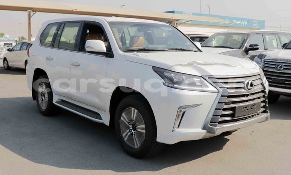 Acheter Import Voiture Lexus LX Blanc à Import - Dubai, Barh el Gazel Acheter Import Voiture Lexus LX Blanc à Import - Dubai, Barh el Gazel