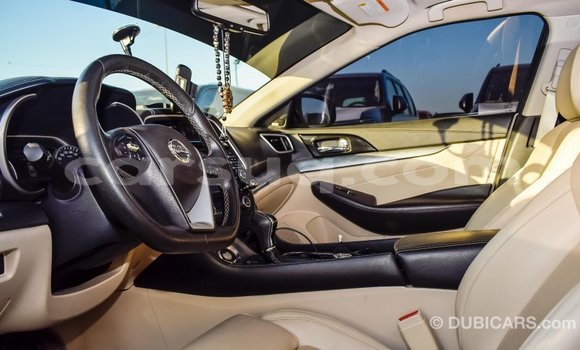 Acheter Import Voiture Nissan Maxima Blanc à Import - Dubai, Barh el Gazel Acheter Import Voiture Nissan Maxima Blanc à Import - Dubai, Barh el Gazel