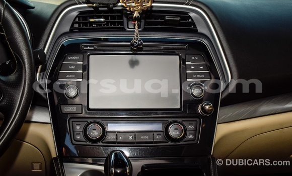 Acheter Import Voiture Nissan Maxima Blanc à Import - Dubai, Barh el Gazel Acheter Import Voiture Nissan Maxima Blanc à Import - Dubai, Barh el Gazel