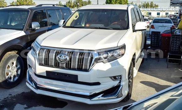 Acheter Import Voiture Toyota Prado Blanc à Import - Dubai, Barh el Gazel Acheter Import Voiture Toyota Prado Blanc à Import - Dubai, Barh el Gazel