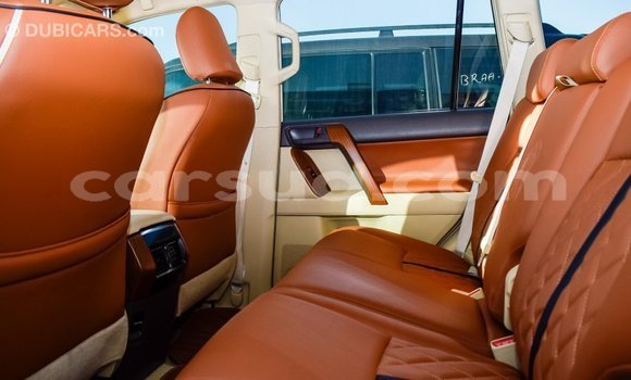 Acheter Import Voiture Toyota Prado Blanc à Import - Dubai, Barh el Gazel Acheter Import Voiture Toyota Prado Blanc à Import - Dubai, Barh el Gazel