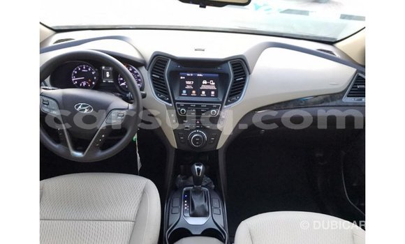 Buy Import Hyundai Santa Fe Other Car in Import - Dubai in Barh el Gazel Buy Import Hyundai Santa Fe Other Car in Import - Dubai in Barh el Gazel