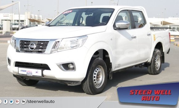 Acheter Import Voiture Nissan Navara Blanc à Import - Dubai, Barh el Gazel Acheter Import Voiture Nissan Navara Blanc à Import - Dubai, Barh el Gazel