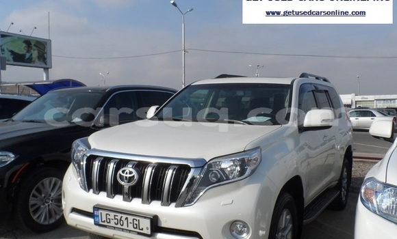 Acheter Occasion Voiture Toyota Prado Blanc à N'Djamena, Chari-Baguirmi Acheter Occasion Voiture Toyota Prado Blanc à N'Djamena, Chari-Baguirmi
