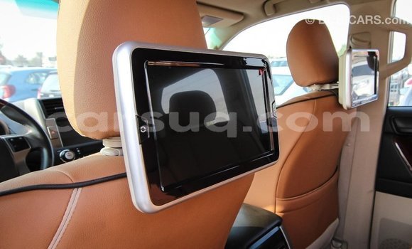 Acheter Import Voiture Toyota Prado Blanc à Import - Dubai, Barh el Gazel Acheter Import Voiture Toyota Prado Blanc à Import - Dubai, Barh el Gazel