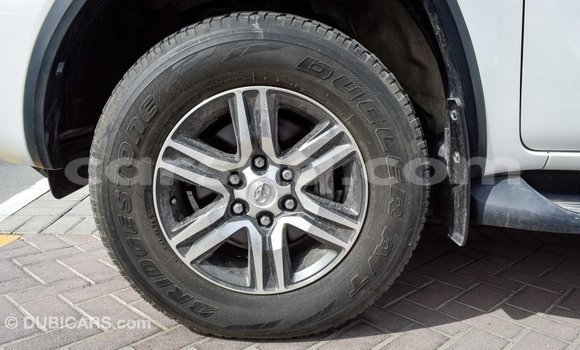 Acheter Import Voiture Toyota Fortuner Blanc à Import - Dubai, Barh el Gazel Acheter Import Voiture Toyota Fortuner Blanc à Import - Dubai, Barh el Gazel