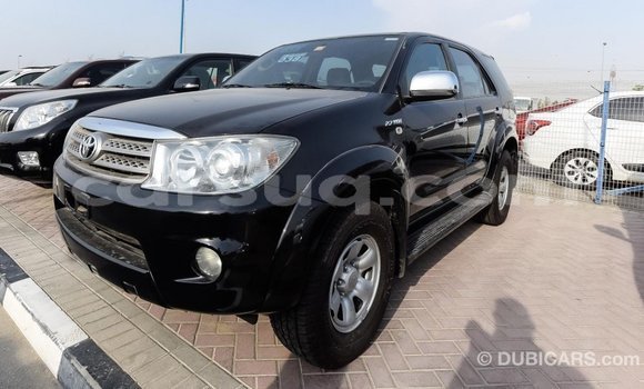 Acheter Import Voiture Toyota Fortuner Noir à Import - Dubai, Barh el Gazel Acheter Import Voiture Toyota Fortuner Noir à Import - Dubai, Barh el Gazel