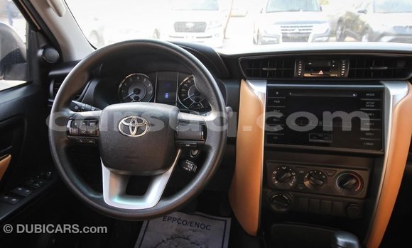 Acheter Import Voiture Toyota Fortuner Blanc à Import - Dubai, Barh el Gazel Acheter Import Voiture Toyota Fortuner Blanc à Import - Dubai, Barh el Gazel