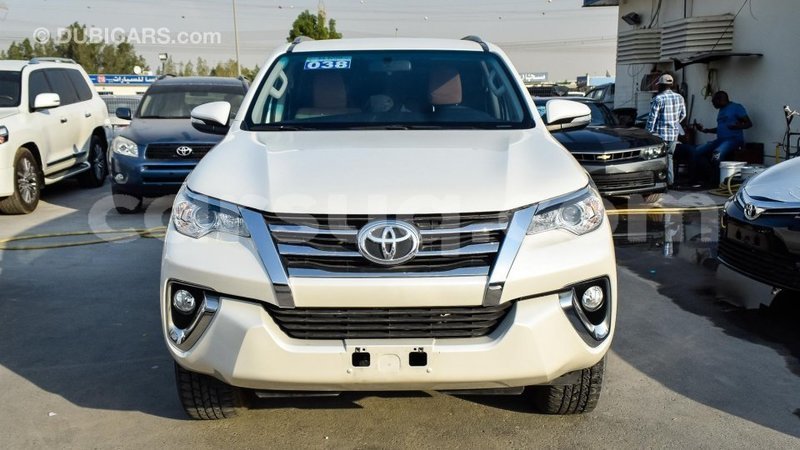 Big with watermark toyota fortuner barh el gazel import dubai 1590