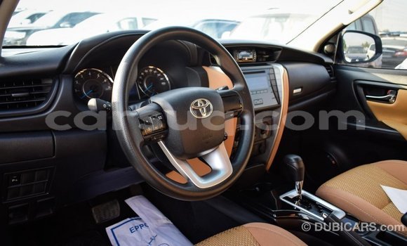 Acheter Import Voiture Toyota Fortuner Blanc à Import - Dubai, Barh el Gazel Acheter Import Voiture Toyota Fortuner Blanc à Import - Dubai, Barh el Gazel