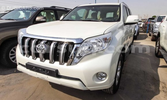 Acheter Import Voiture Toyota Prado Blanc à Import - Dubai, Barh el Gazel Acheter Import Voiture Toyota Prado Blanc à Import - Dubai, Barh el Gazel