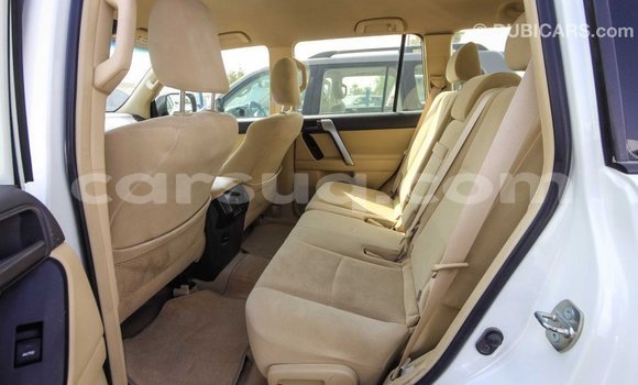 Acheter Import Voiture Toyota Prado Blanc à Import - Dubai, Barh el Gazel Acheter Import Voiture Toyota Prado Blanc à Import - Dubai, Barh el Gazel