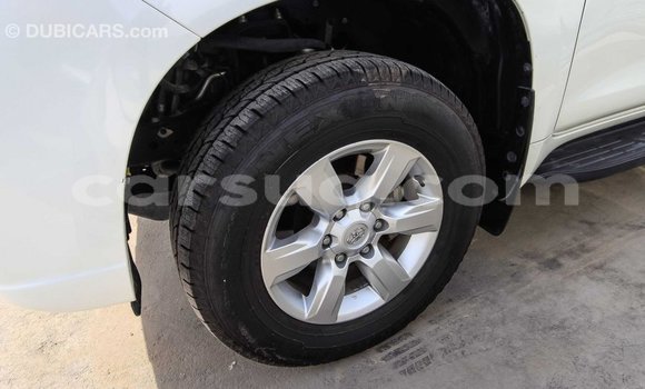 Acheter Import Voiture Toyota Prado Blanc à Import - Dubai, Barh el Gazel Acheter Import Voiture Toyota Prado Blanc à Import - Dubai, Barh el Gazel