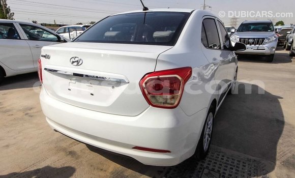 Acheter Import Voiture Hyundai i10 Blanc à Import - Dubai, Barh el Gazel Acheter Import Voiture Hyundai i10 Blanc à Import - Dubai, Barh el Gazel