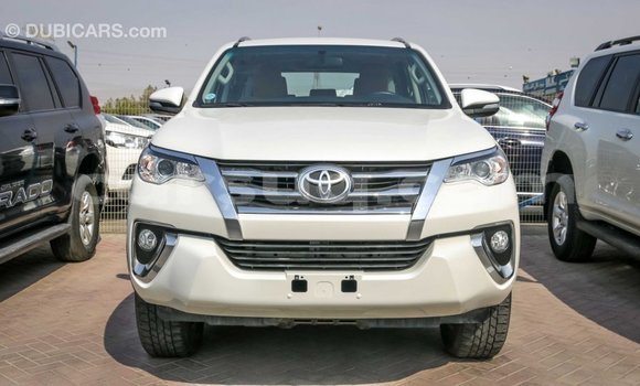 Acheter Import Voiture Toyota Fortuner Blanc à Import - Dubai, Barh el Gazel Acheter Import Voiture Toyota Fortuner Blanc à Import - Dubai, Barh el Gazel