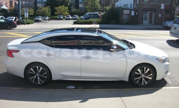 Acheter Occasion Voiture Nissan Maxima Blanc à Massakory, Chari-Baguirmi Region Acheter Occasion Voiture Nissan Maxima Blanc à Massakory, Chari-Baguirmi Region