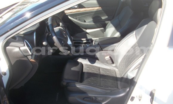 Acheter Occasion Voiture Nissan Maxima Blanc à Massakory, Chari-Baguirmi Region Acheter Occasion Voiture Nissan Maxima Blanc à Massakory, Chari-Baguirmi Region