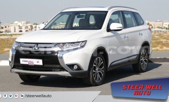Acheter Import Voiture Mitsubishi Outlander Blanc à Import - Dubai, Barh el Gazel Acheter Import Voiture Mitsubishi Outlander Blanc à Import - Dubai, Barh el Gazel