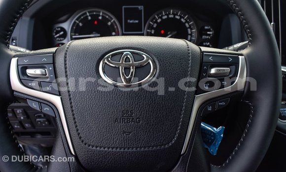 Buy Import Toyota Land Cruiser White Car in Import - Dubai in Barh el Gazel Buy Import Toyota Land Cruiser White Car in Import - Dubai in Barh el Gazel