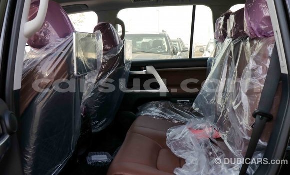Buy Import Toyota Land Cruiser Black Car in Import - Dubai in Barh el Gazel Buy Import Toyota Land Cruiser Black Car in Import - Dubai in Barh el Gazel