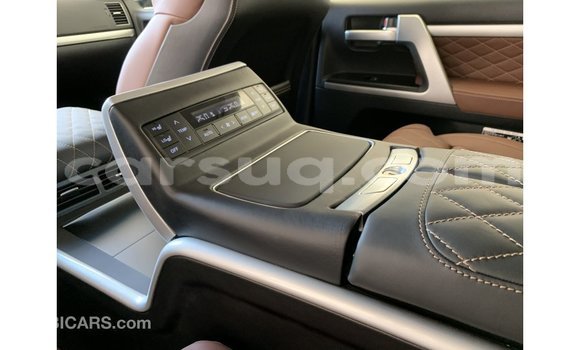Buy Import Toyota Land Cruiser Black Car in Import - Dubai in Barh el Gazel Buy Import Toyota Land Cruiser Black Car in Import - Dubai in Barh el Gazel