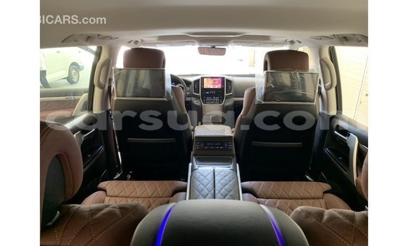 Buy Import Toyota Land Cruiser Black Car in Import - Dubai in Barh el Gazel Buy Import Toyota Land Cruiser Black Car in Import - Dubai in Barh el Gazel