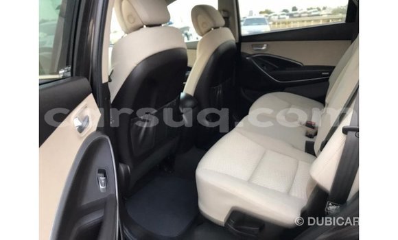 Acheter Import Voiture Hyundai Santa Fe Noir à Import - Dubai, Barh el Gazel Acheter Import Voiture Hyundai Santa Fe Noir à Import - Dubai, Barh el Gazel