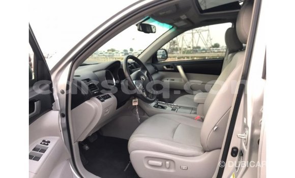 Buy Import Toyota Highlander Other Car in Import - Dubai in Barh el Gazel Buy Import Toyota Highlander Other Car in Import - Dubai in Barh el Gazel