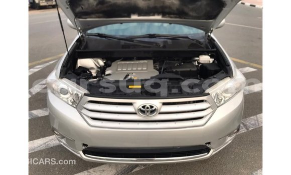 Buy Import Toyota Highlander Other Car in Import - Dubai in Barh el Gazel Buy Import Toyota Highlander Other Car in Import - Dubai in Barh el Gazel