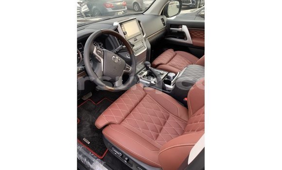 Buy Import Toyota Land Cruiser Black Car in Import - Dubai in Barh el Gazel Buy Import Toyota Land Cruiser Black Car in Import - Dubai in Barh el Gazel