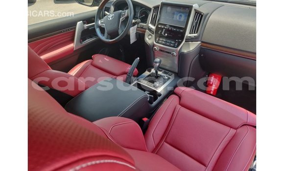 Acheter Import Voiture Toyota Land Cruiser Noir à Import - Dubai, Barh el Gazel Acheter Import Voiture Toyota Land Cruiser Noir à Import - Dubai, Barh el Gazel