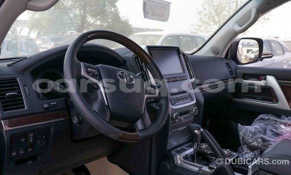 Buy Import Toyota Land Cruiser Black Car in Import - Dubai in Barh el Gazel Buy Import Toyota Land Cruiser Black Car in Import - Dubai in Barh el Gazel