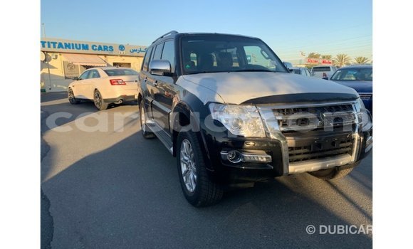 Acheter Import Voiture Mitsubishi Pajero Noir à Import - Dubai, Barh el Gazel Acheter Import Voiture Mitsubishi Pajero Noir à Import - Dubai, Barh el Gazel