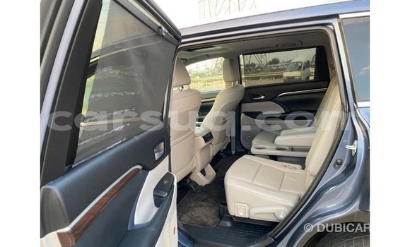 Buy Import Toyota Highlander Blue Car in Import - Dubai in Barh el Gazel Buy Import Toyota Highlander Blue Car in Import - Dubai in Barh el Gazel