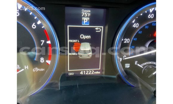 Acheter Import Voiture Toyota Highlander Vert à Import - Dubai, Barh el Gazel Acheter Import Voiture Toyota Highlander Vert à Import - Dubai, Barh el Gazel