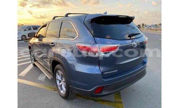 Buy Import Toyota Highlander Blue Car in Import - Dubai in Barh el Gazel Buy Import Toyota Highlander Blue Car in Import - Dubai in Barh el Gazel