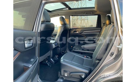 Acheter Import Voiture Toyota Highlander Autre à Import - Dubai, Barh el Gazel Acheter Import Voiture Toyota Highlander Autre à Import - Dubai, Barh el Gazel