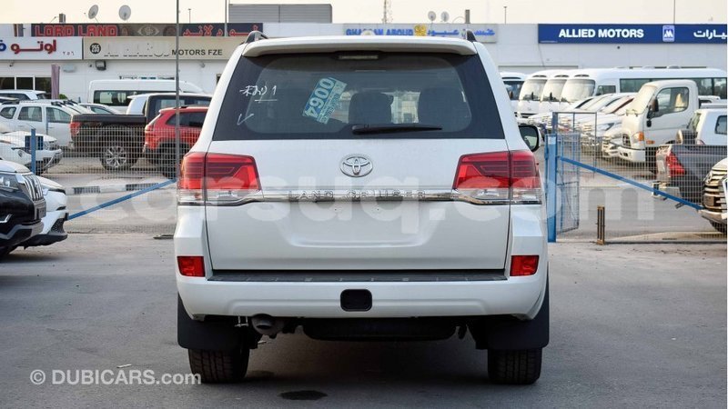 Big with watermark toyota land cruiser barh el gazel import dubai 1693
