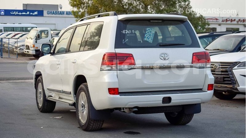 Big with watermark toyota land cruiser barh el gazel import dubai 1693