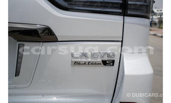 Buy Import Lexus LX White Car in Import - Dubai in Barh el Gazel Buy Import Lexus LX White Car in Import - Dubai in Barh el Gazel
